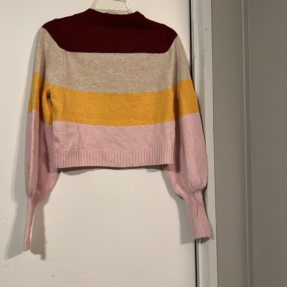 Wild Fable long sleeve button down sweater for women. Size M - Picture 5 of 5